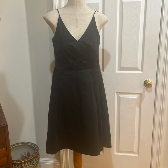 Isaac Mizrahi sun dress little black cocktail party summer spaghetti straps sz 4 - Picture 1 of 13